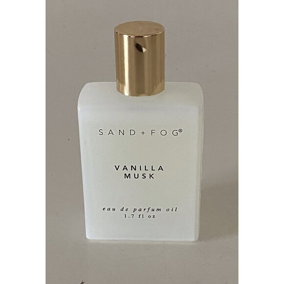 Sand And Fog Vanilla Musk Parfum Rollerball 17.Fl Oz 50 ml NEW - Picture 1 of 8
